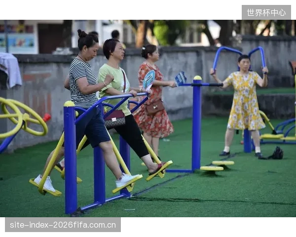 《上海市社区全民健身公共服务标准》要求：改造后的社区体育设施，每天开放时间不得少于8小时